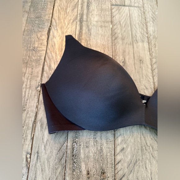 La Vie En Rose Sleekback Bra Bundle, size 36D - Picture 5 of 15